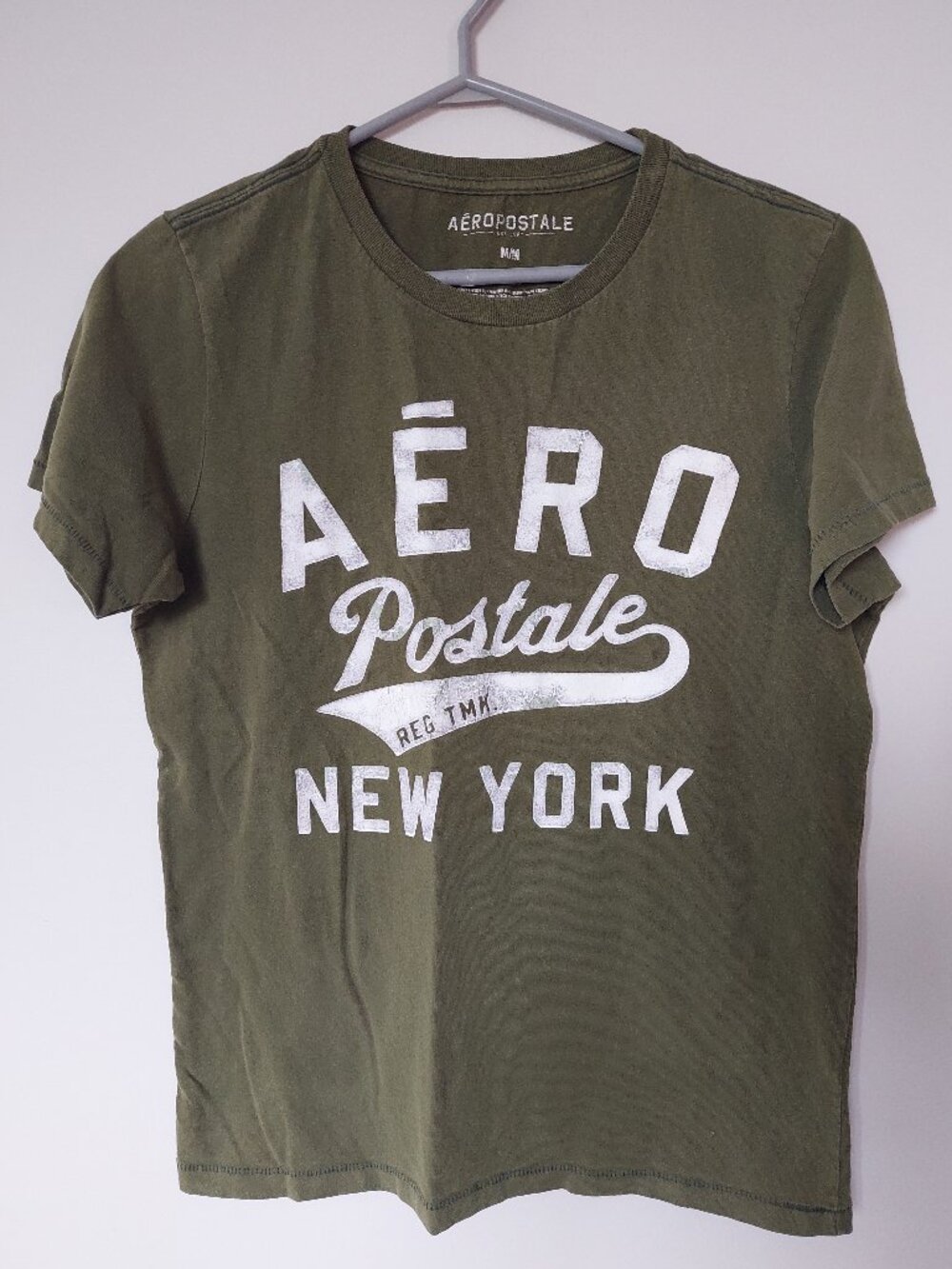 Aeropostale Men's M Hunter Green Printed TShirt